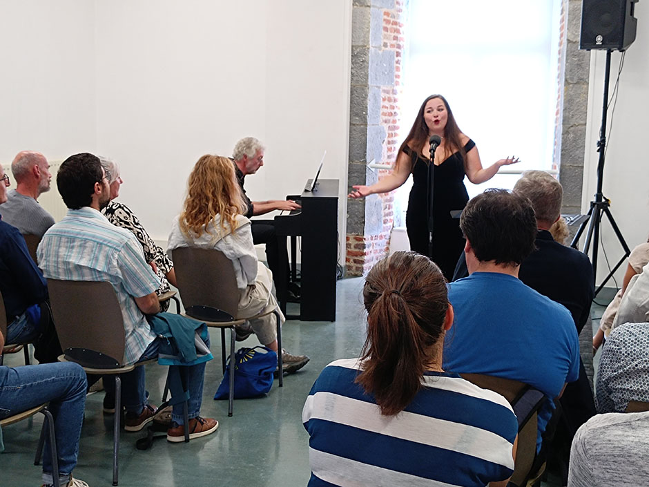 Concert Piano-voix par le duo Chamber Music.